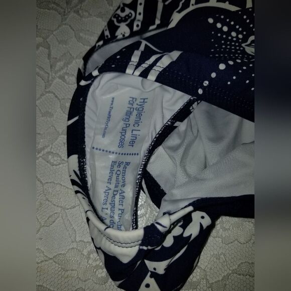 La Blanca blue flower Tummy Control One-Piece Swim, Size 8 NWT Retail $130 - Picture 5 of 14